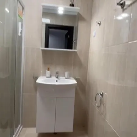 Etara 4 Complex Apartman Szveti Vlasz